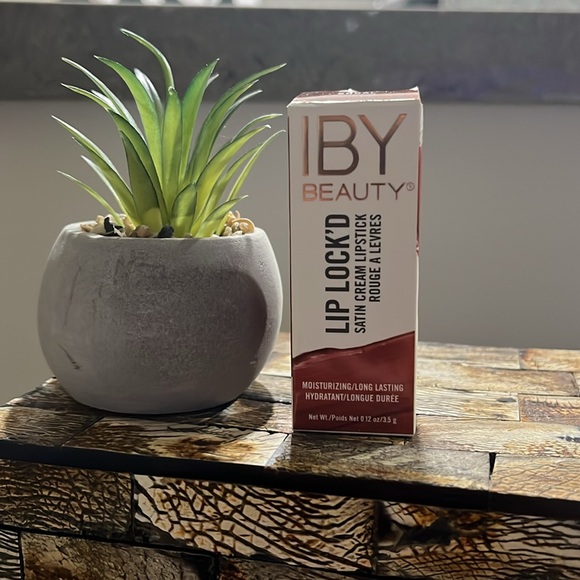 NEW Lip Lock'd Satin Lipstick - So Cal - Warm Beige Nude - Picture 2 of 5